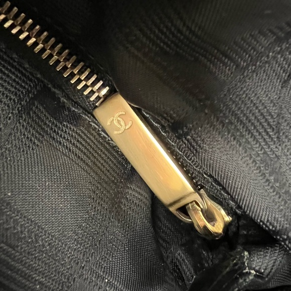 Chanel Travel Line Tote - Picture 7 of 16